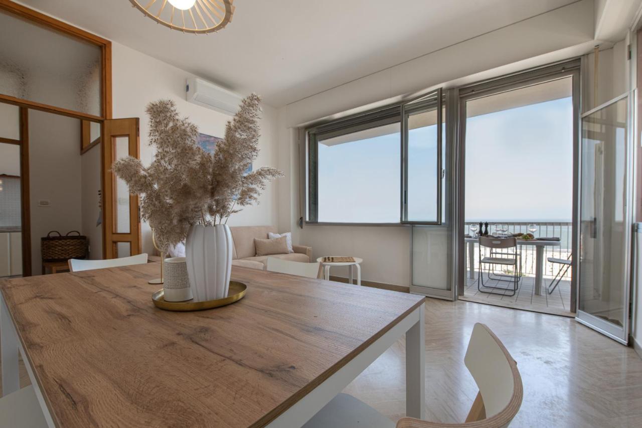 Appartamento Ventodue Rimini Esterno foto